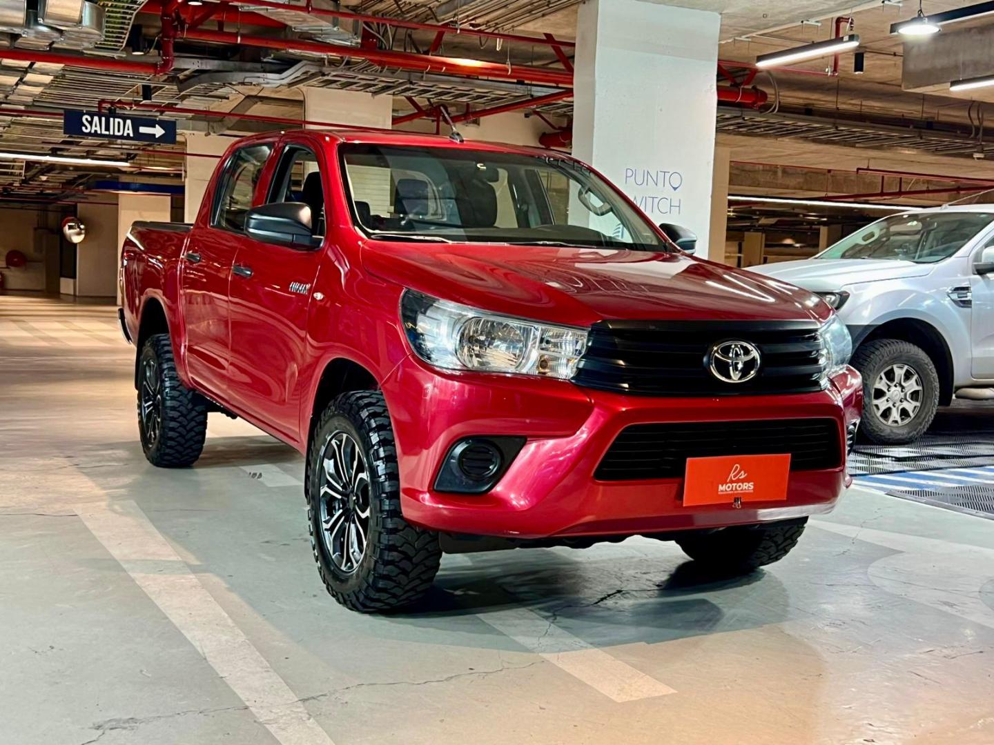 Toyota Hilux — foto 3 de 20