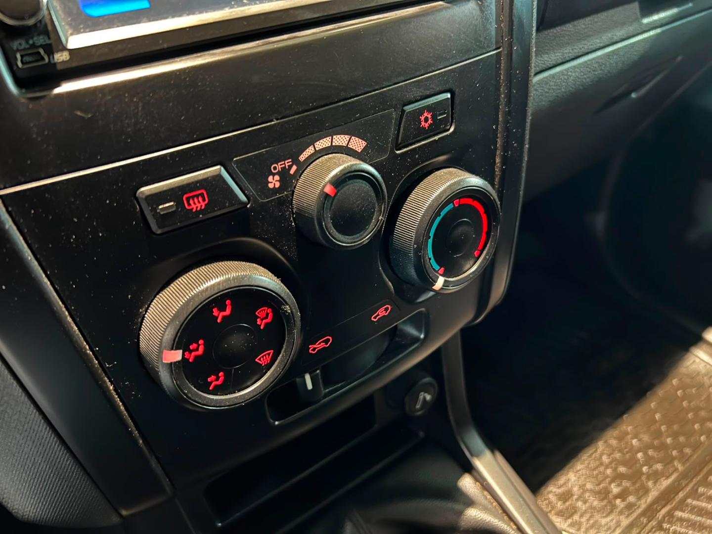 Chevrolet D-Max — foto 15 de 18