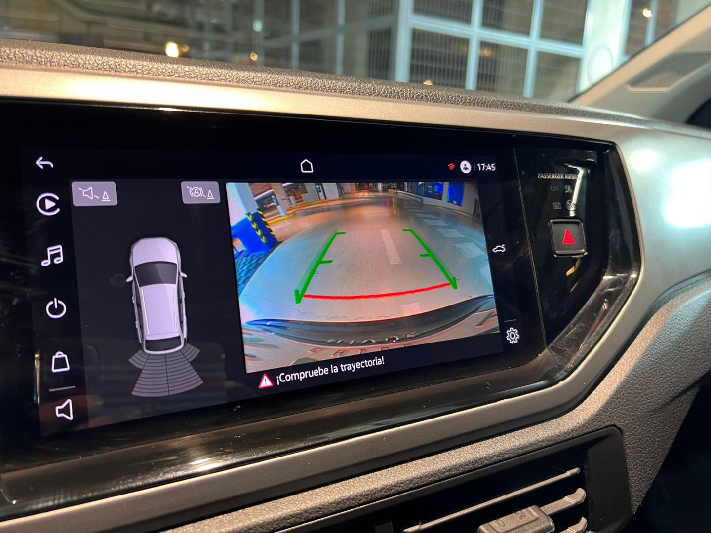 Volkswagen Nivus — foto 17 de 22