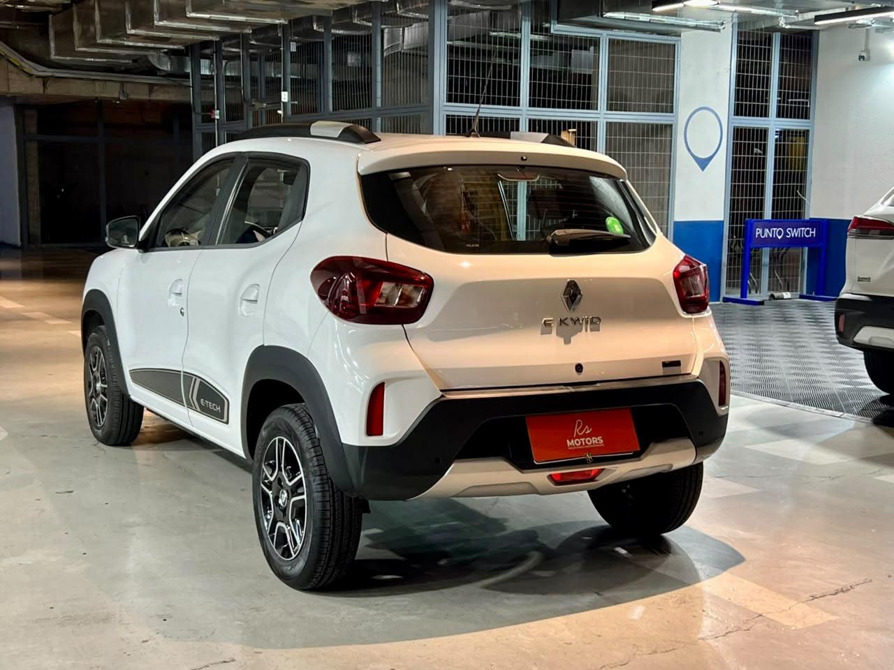 Renault Kwid — foto 6 de 23