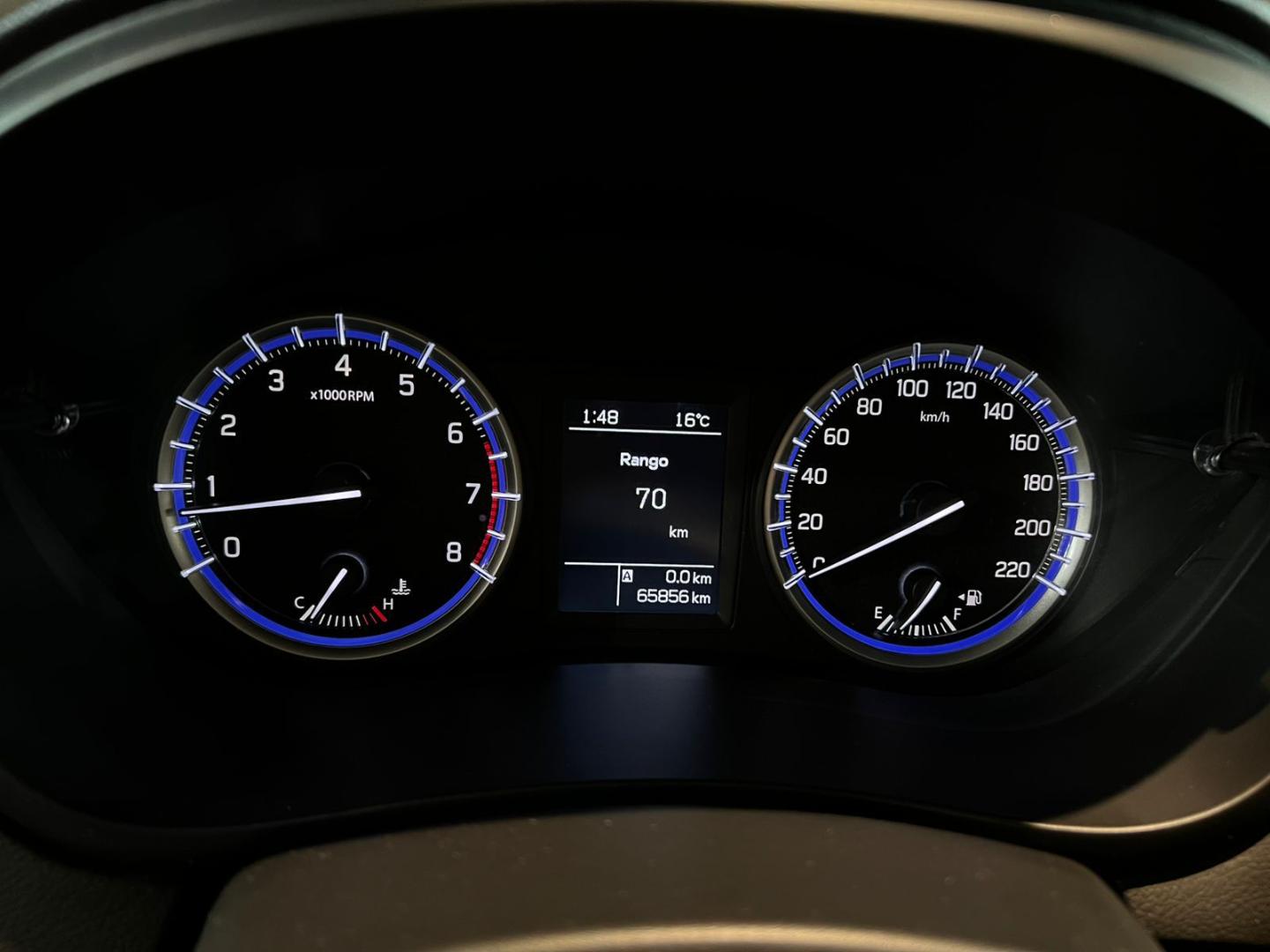 Suzuki S-Cross — foto 13 de 23