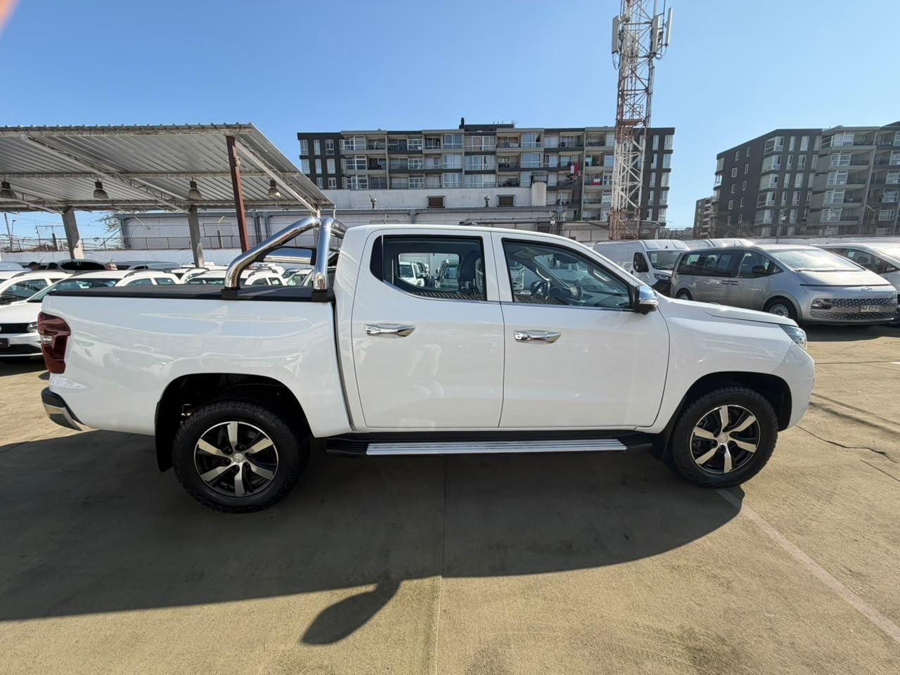 Peugeot Landtrek — foto 5 de 8