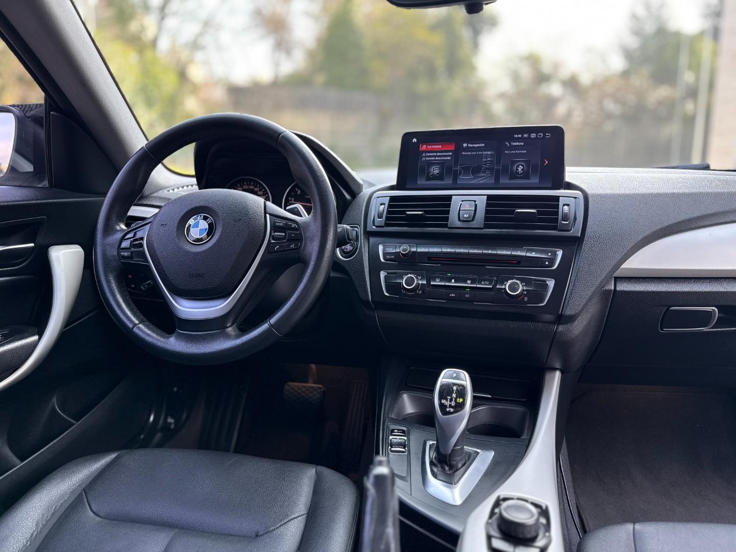 BMW 220 — foto 8 de 17