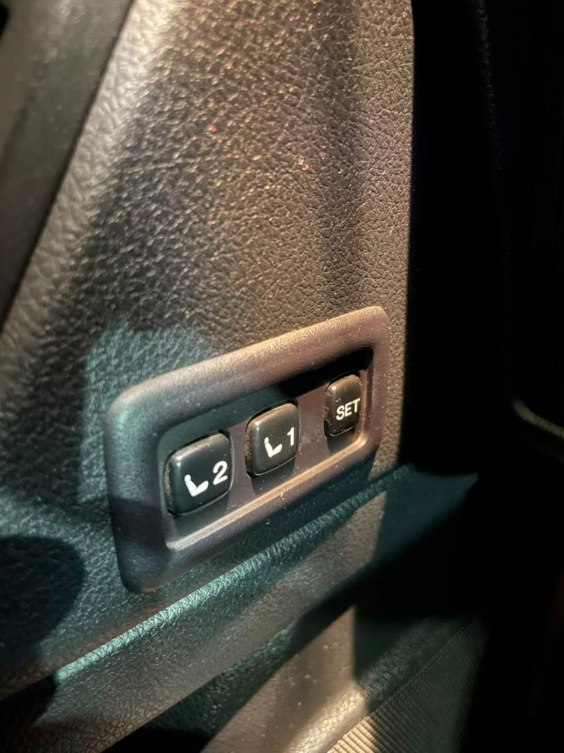 Toyota Land Cruiser Prado — foto 21 de 24