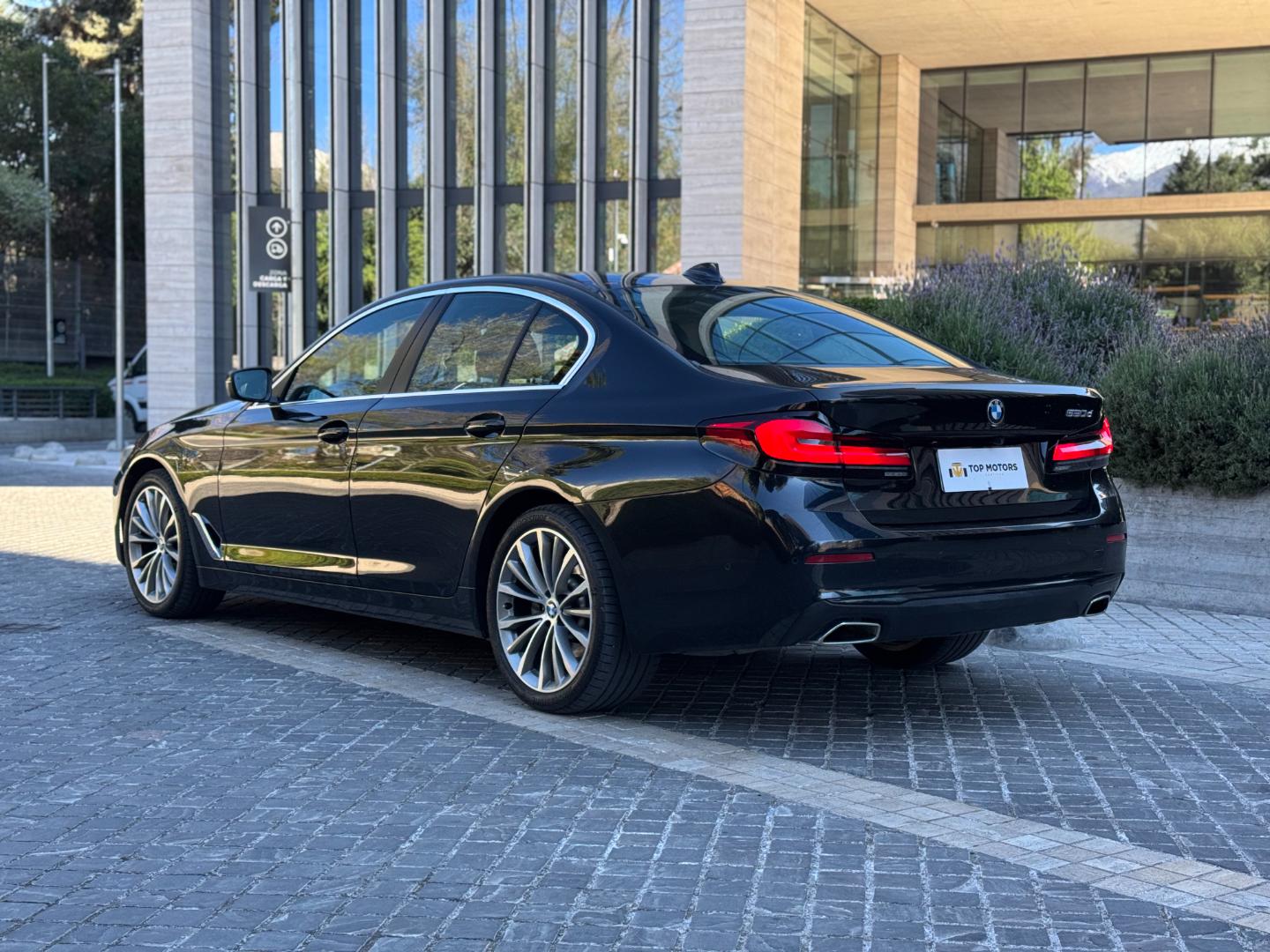 BMW 520D — foto 6 de 18