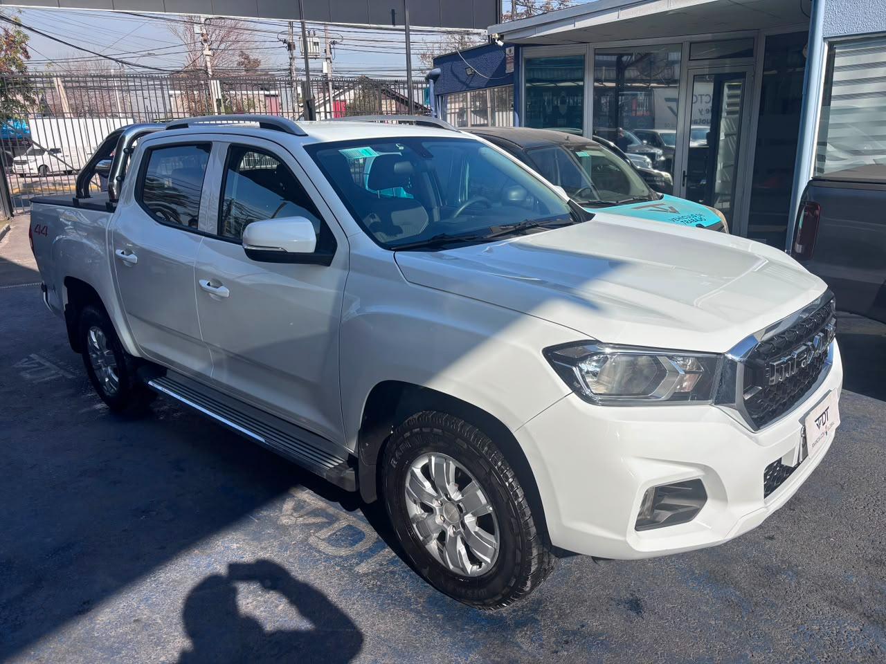 Maxus T60 — foto 3 de 8