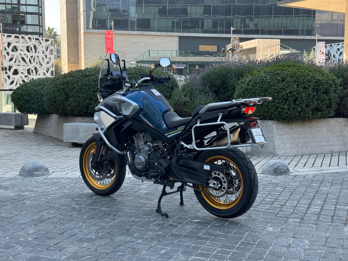 CFMoto 800 — foto 7 de 16