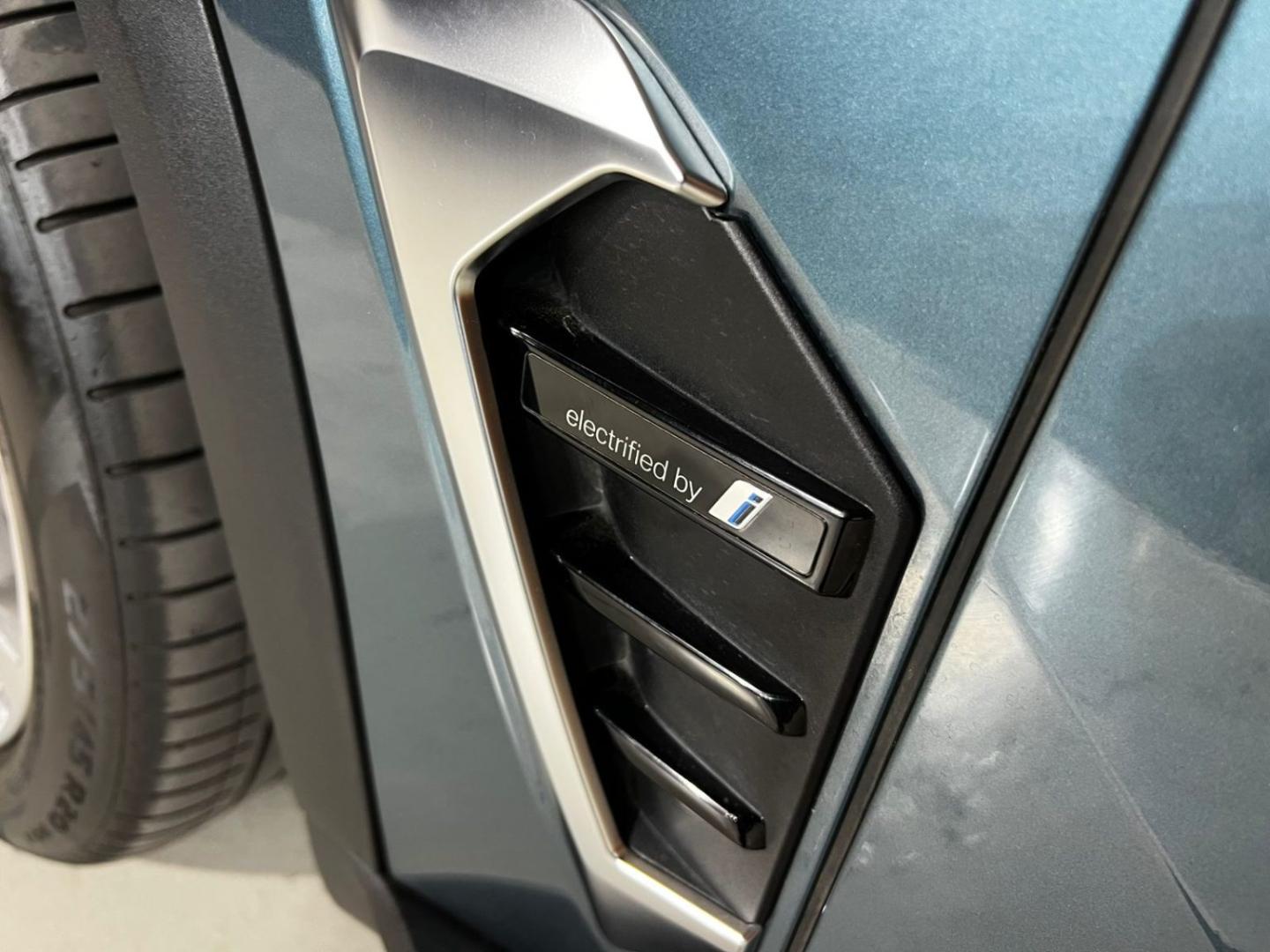 BMW X5 — foto 8 de 25