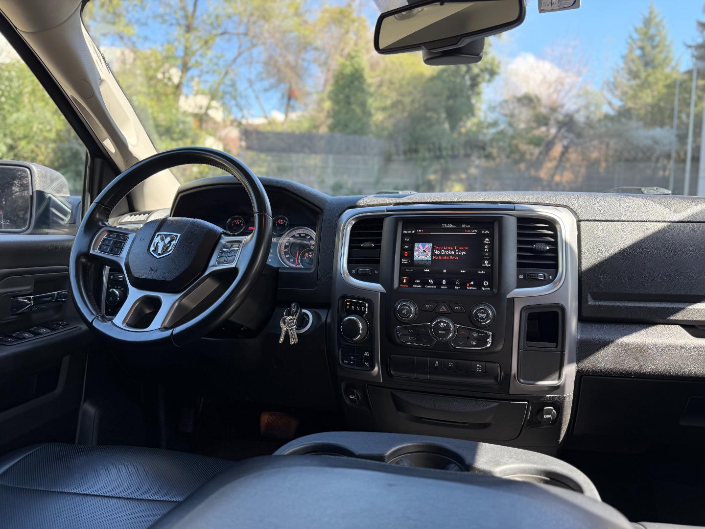 RAM 1500 — foto 9 de 19