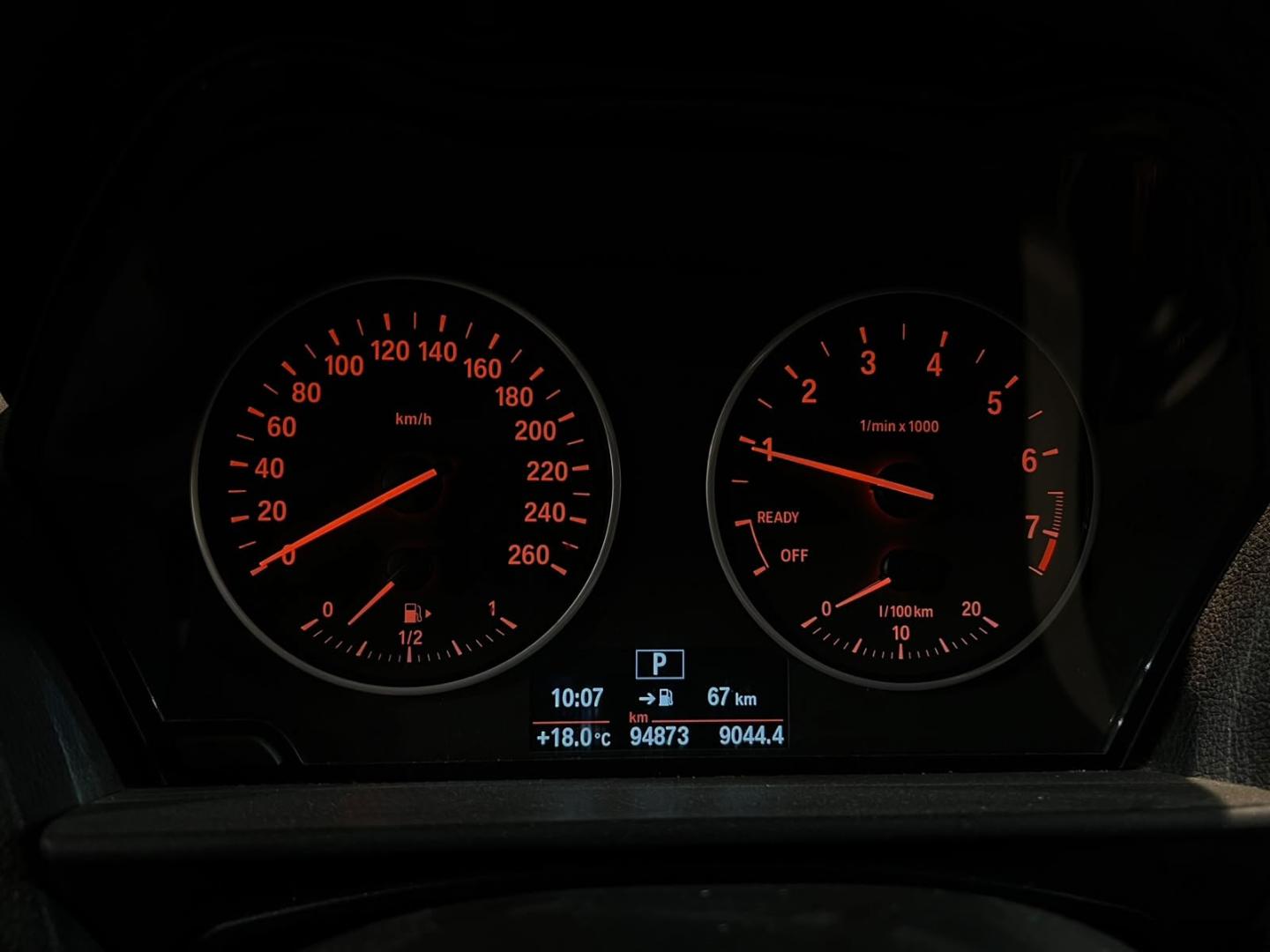 BMW 118I — foto 12 de 20