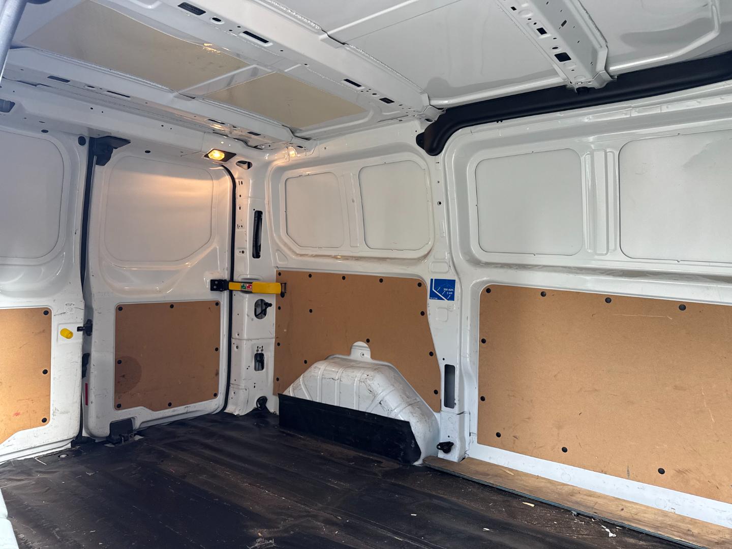 Ford Transit — foto 12 de 13