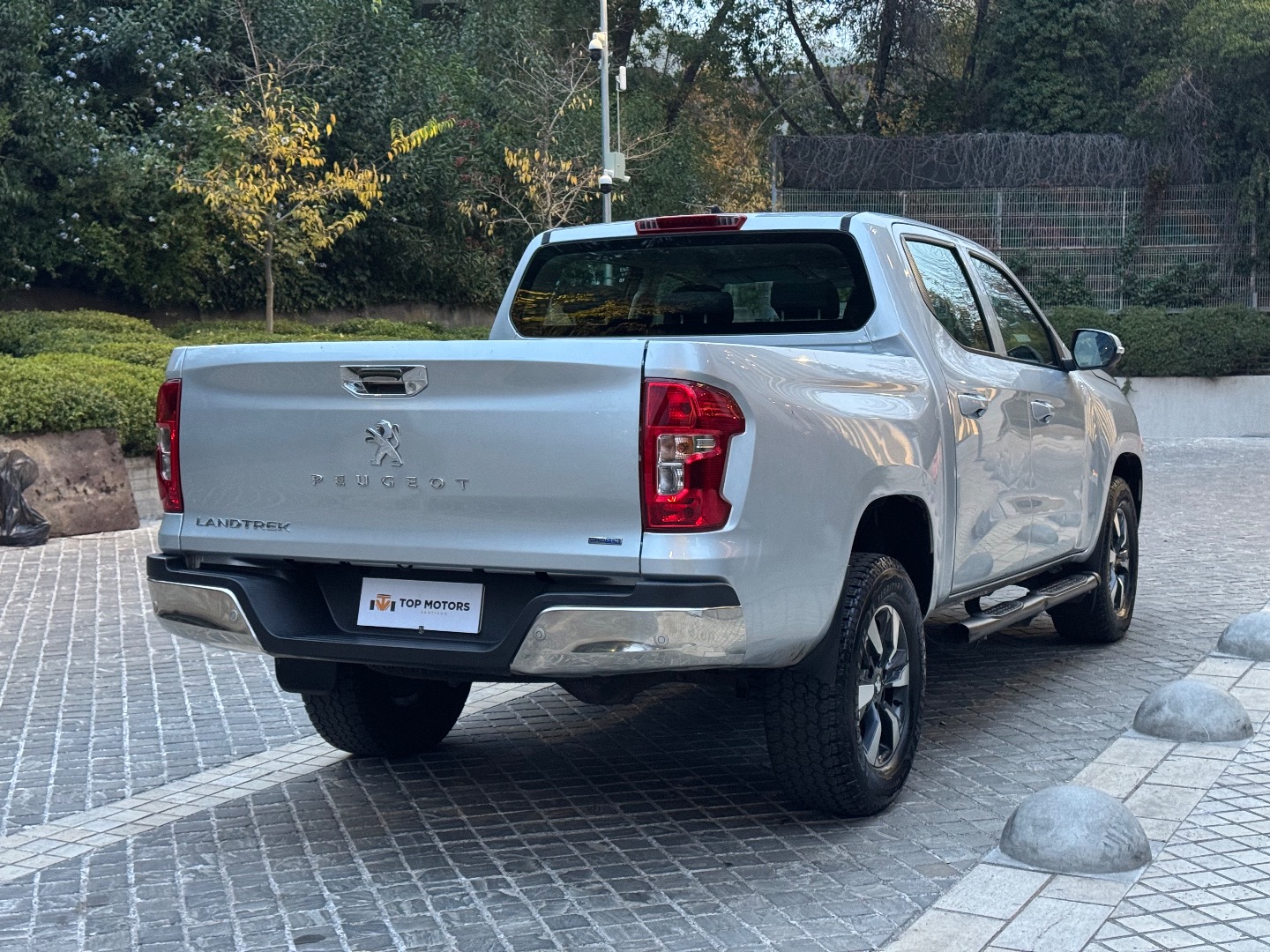 Peugeot Landtrek Active Bluehdi 180 — foto 4 de 18