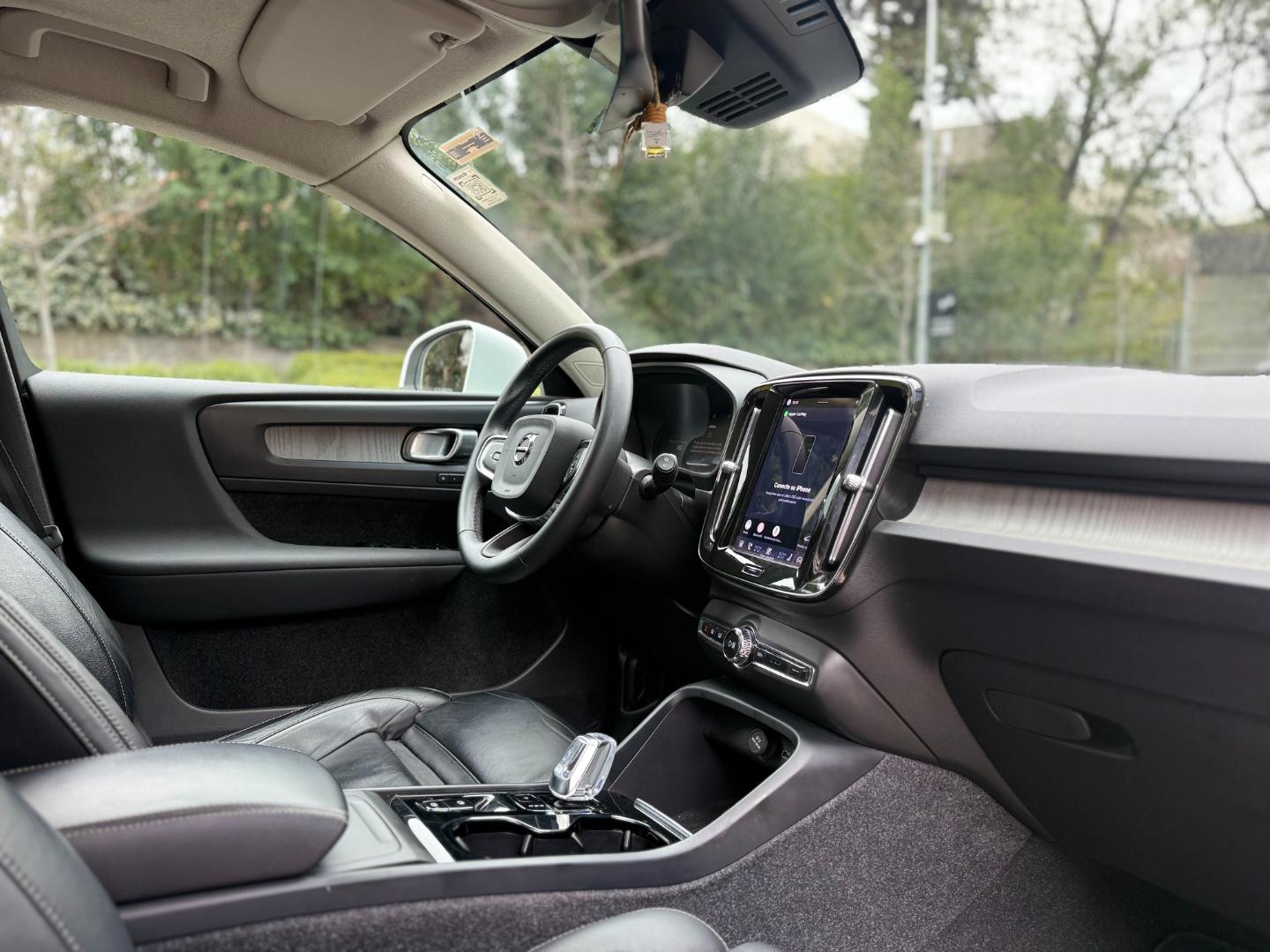 Volvo Xc40 — foto 18 de 22