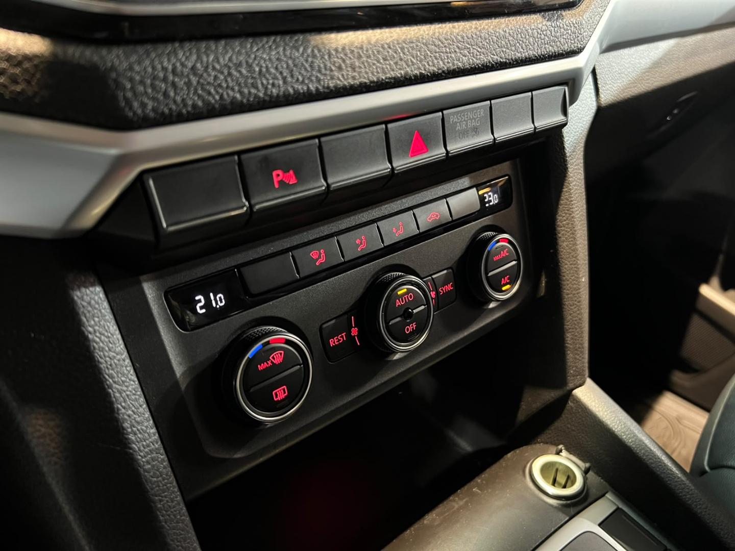 Volkswagen Amarok — foto 17 de 20