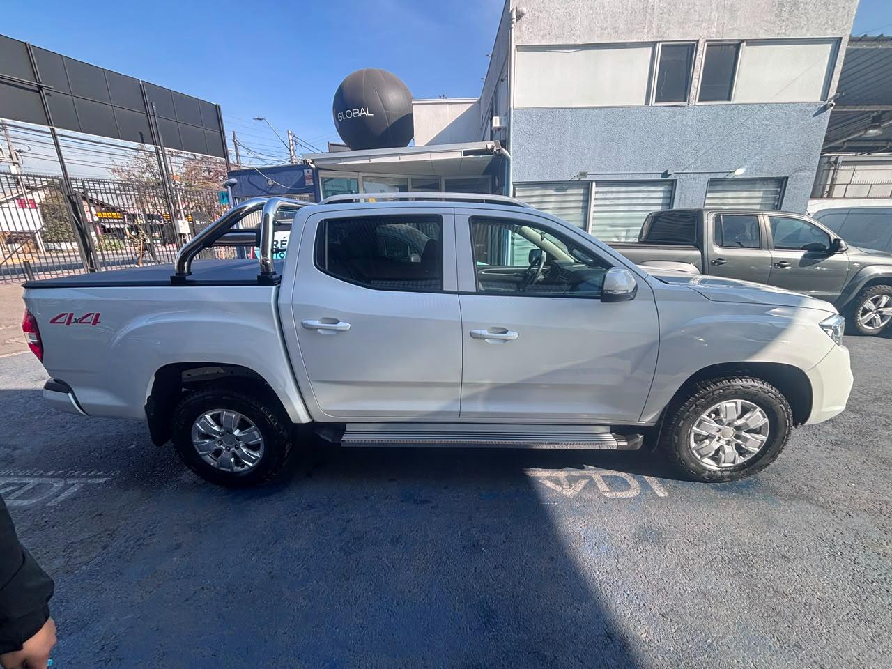 Maxus T60 — foto 4 de 8