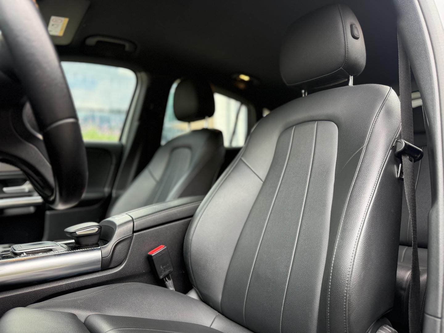 Mercedes-Benz Gla200 — foto 16 de 19