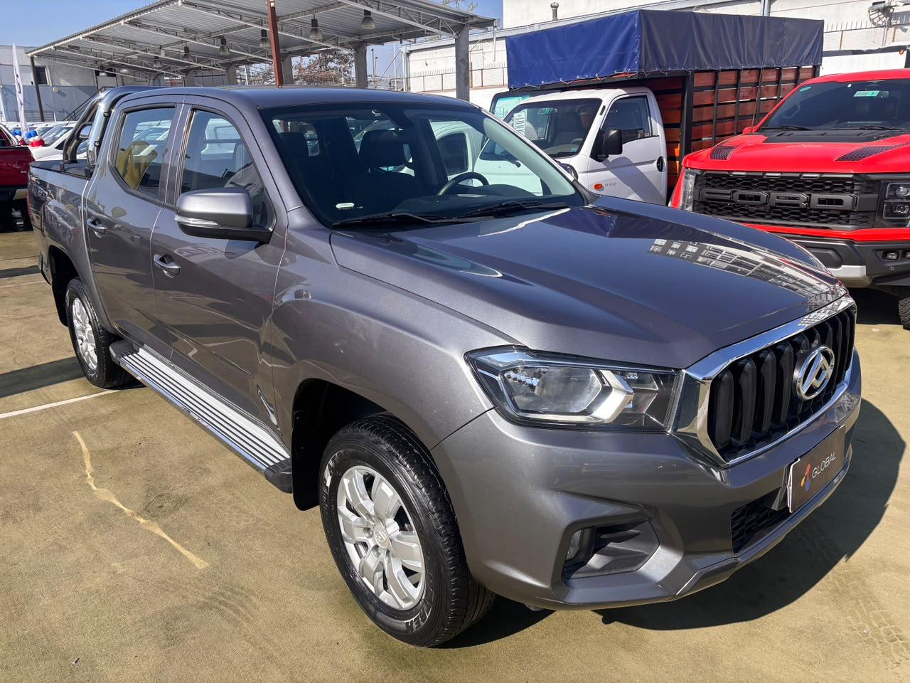 Maxus T60 — foto 3 de 8