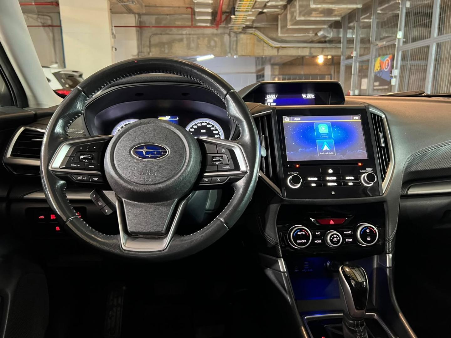 Subaru Forester — foto 10 de 25