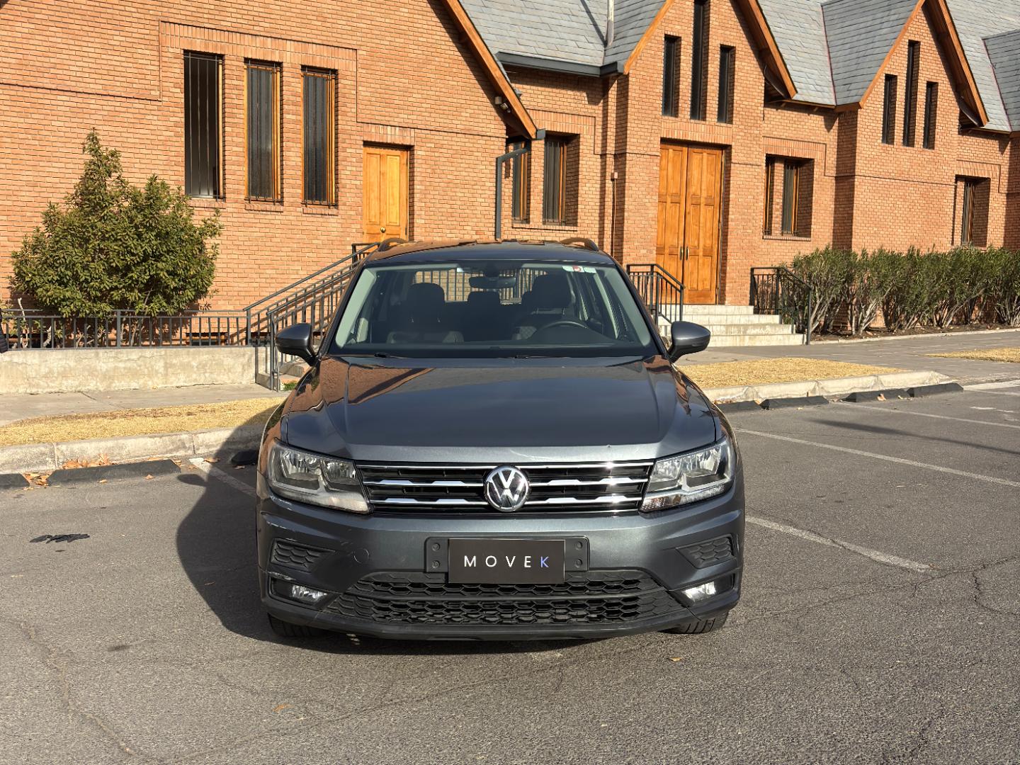 Volkswagen Tiguan — foto 3 de 11