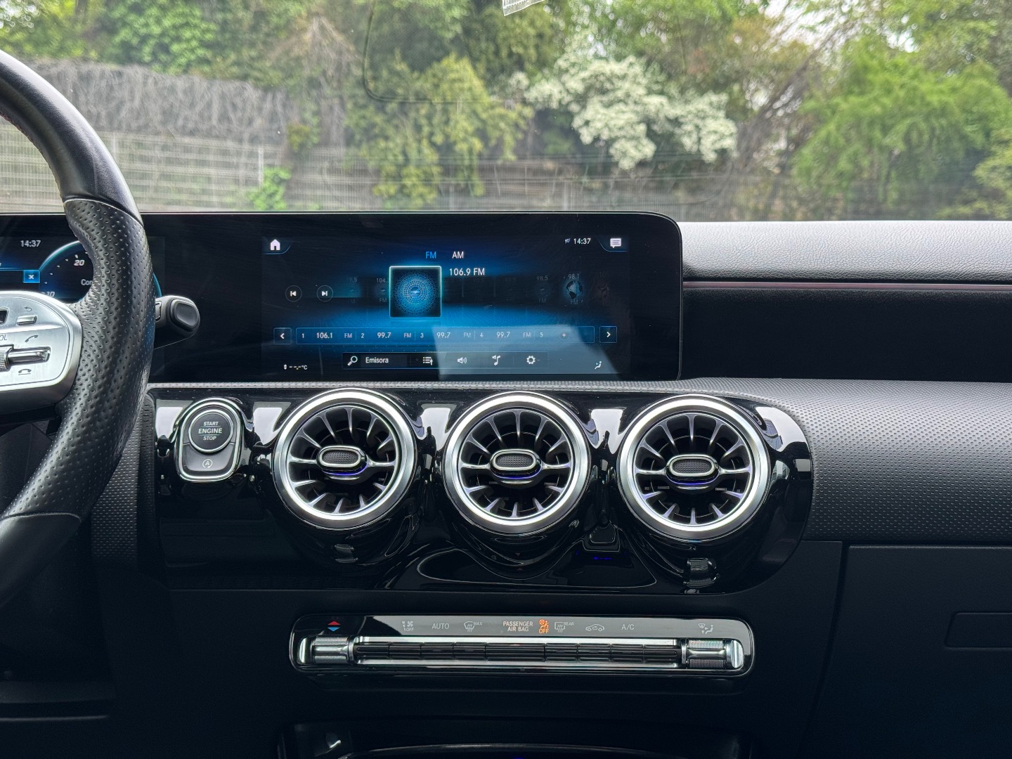 Mercedes-Benz A250 — foto 11 de 17