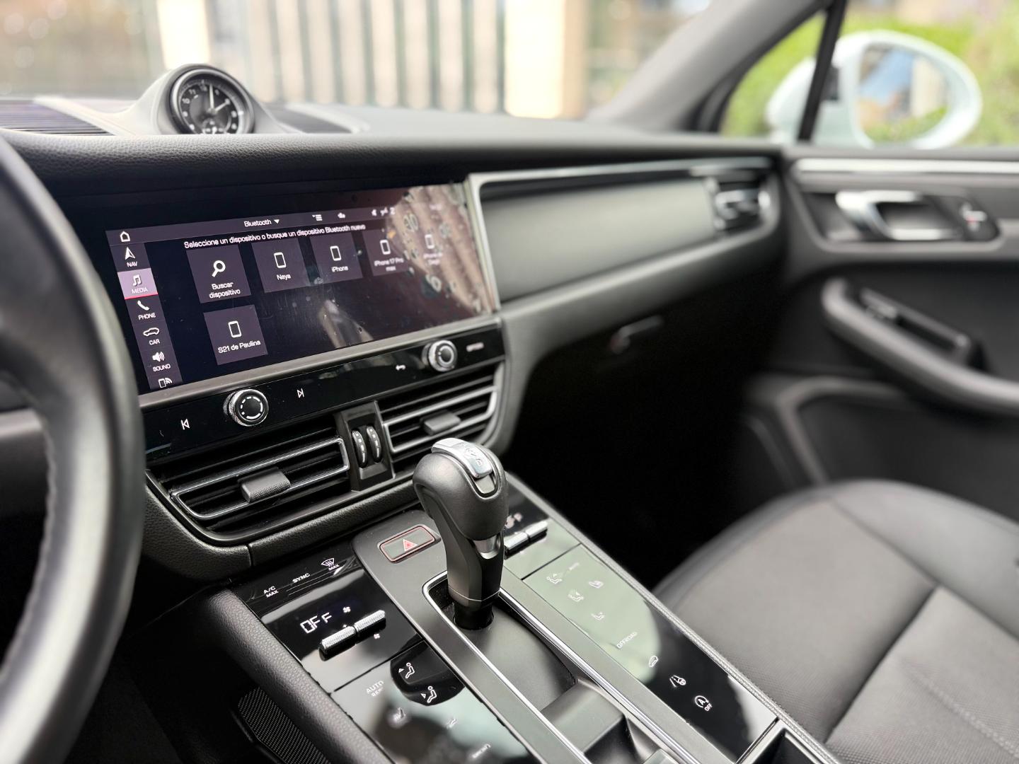Porsche Macan — foto 9 de 19
