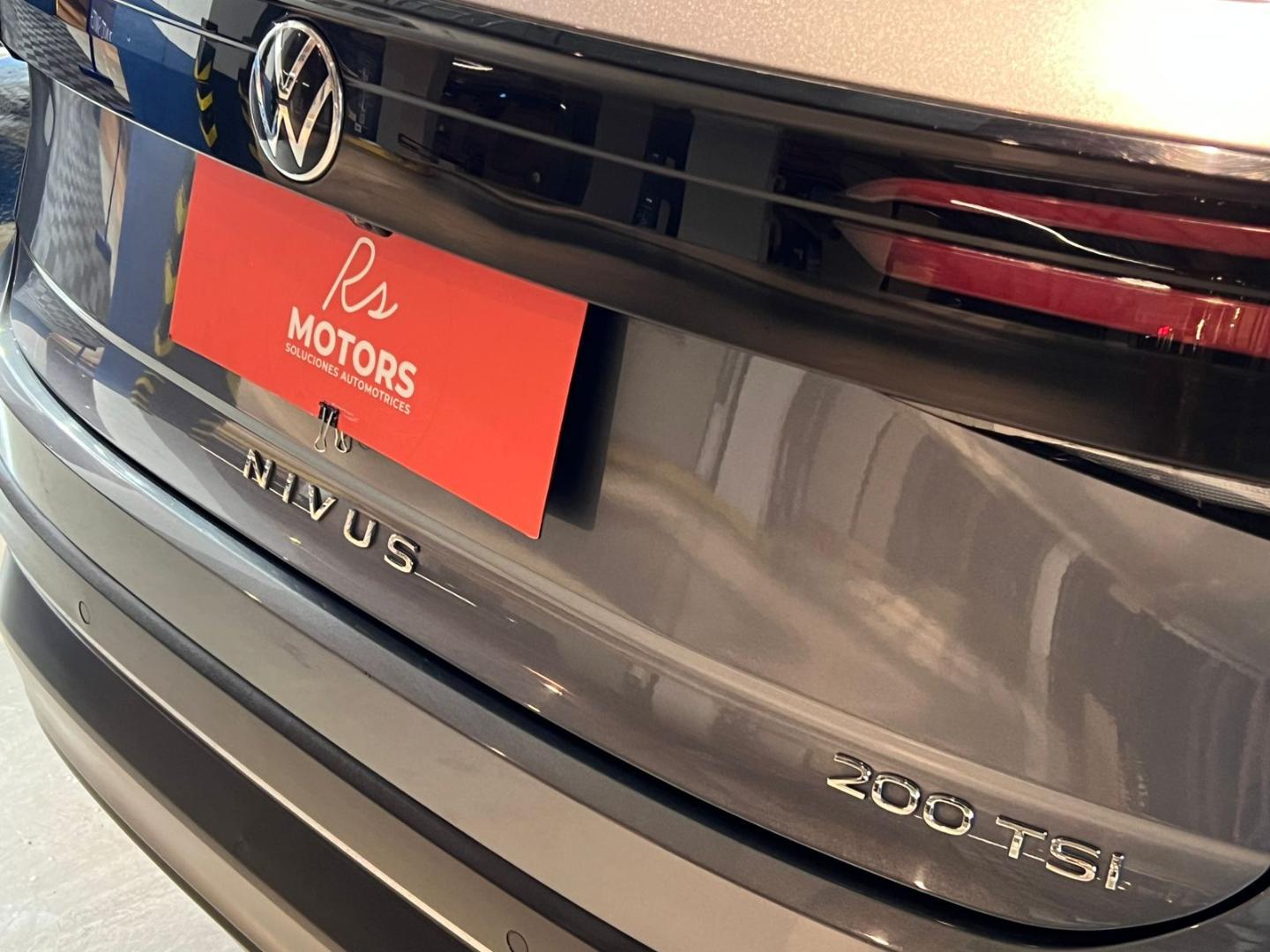 Volkswagen Nivus — foto 8 de 22