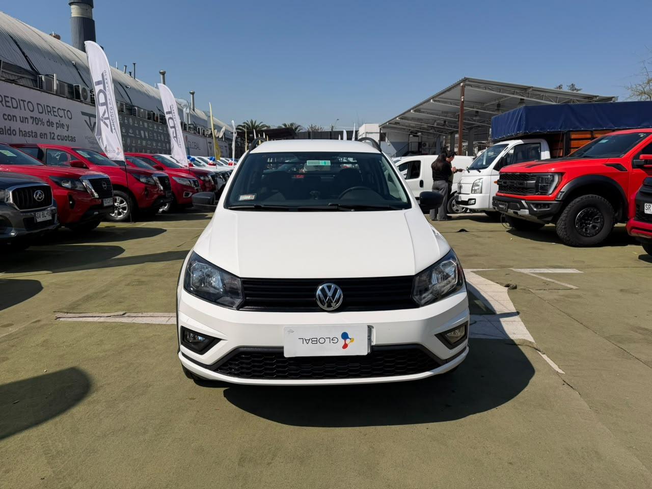 Volkswagen Saveiro — foto 2 de 8