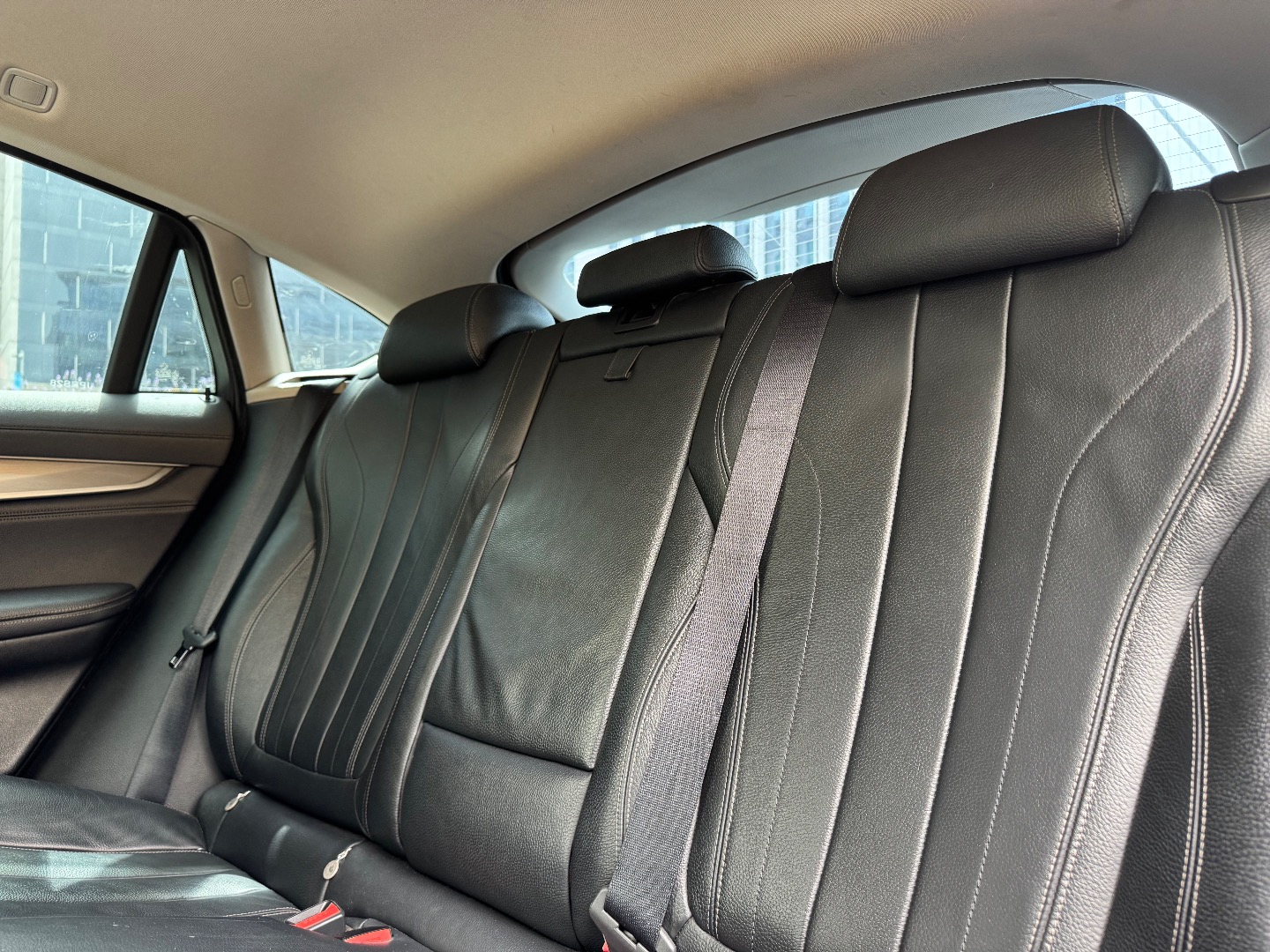 BMW X6 — foto 18 de 19