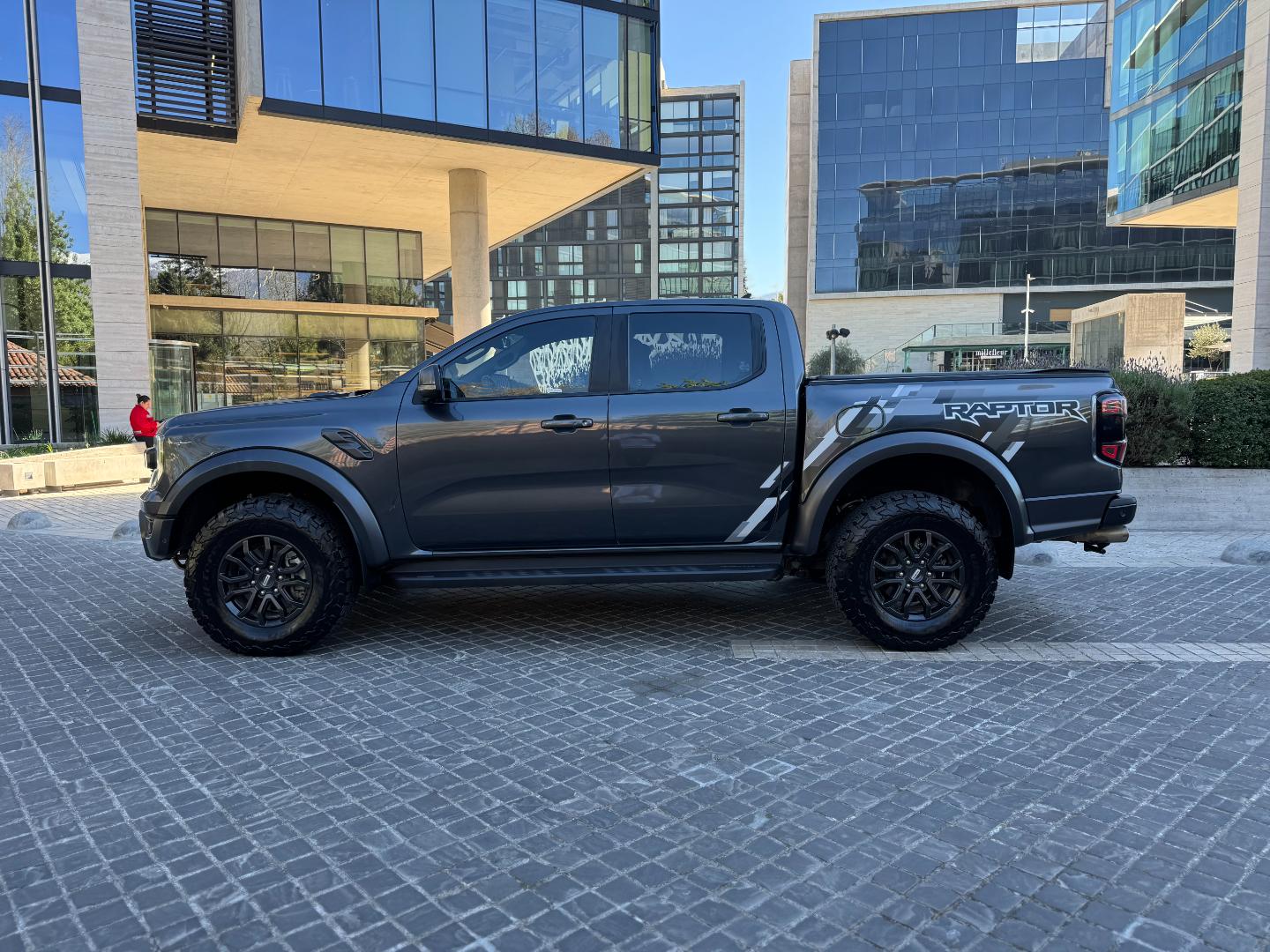 Ford Ranger Raptor — foto 7 de 19
