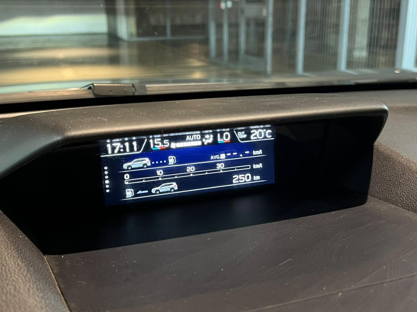 Subaru Forester — foto 14 de 22