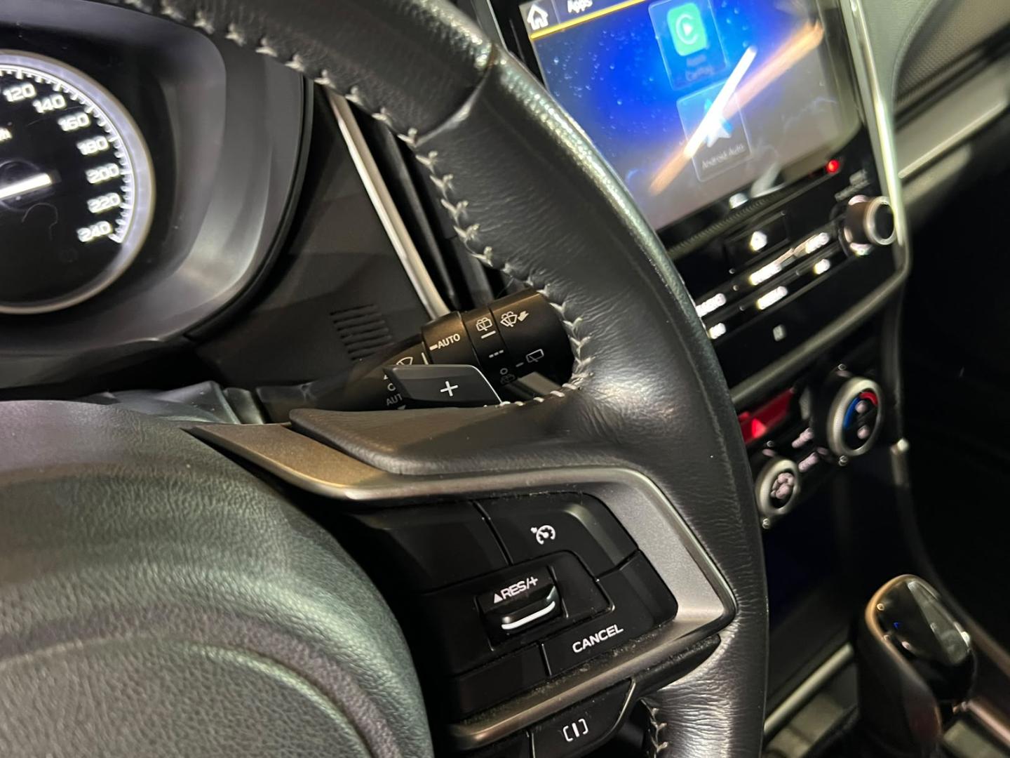 Subaru Forester — foto 12 de 25