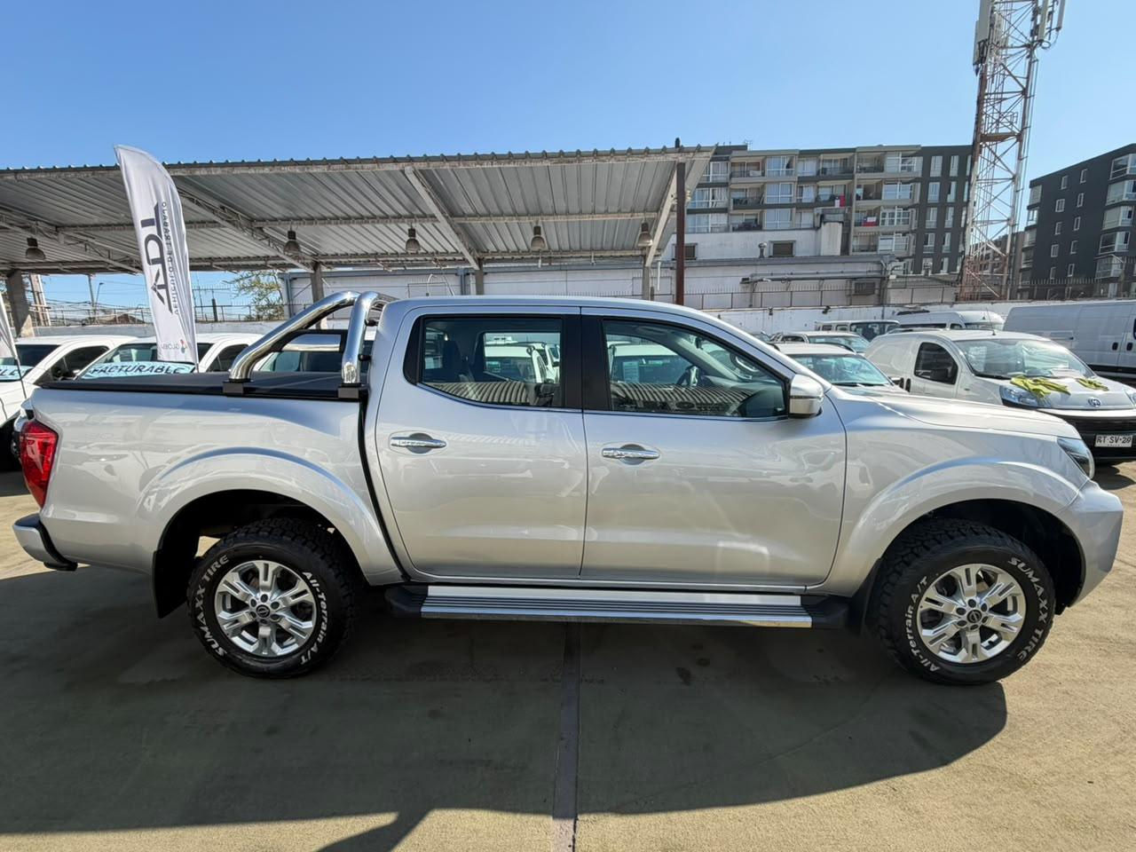 Nissan Navara — foto 5 de 8