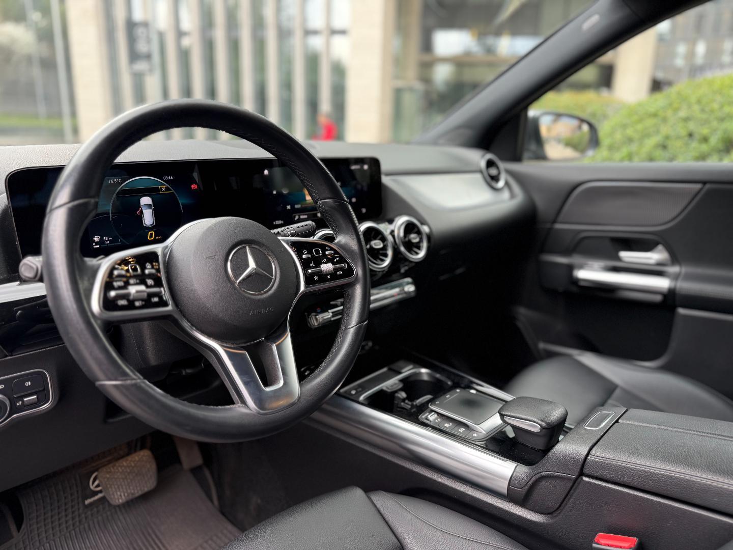 Mercedes-Benz Gla200 — foto 8 de 19