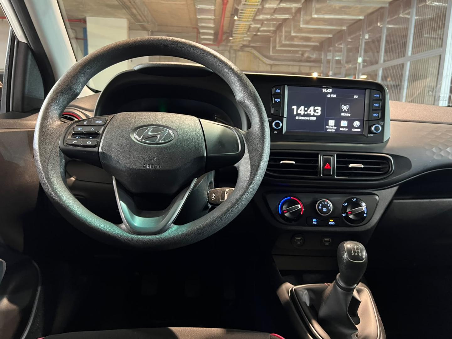 Hyundai Grand I10 — foto 11 de 20