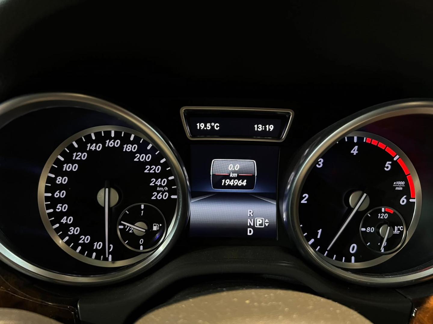 Mercedes-Benz Ml350 — foto 15 de 23