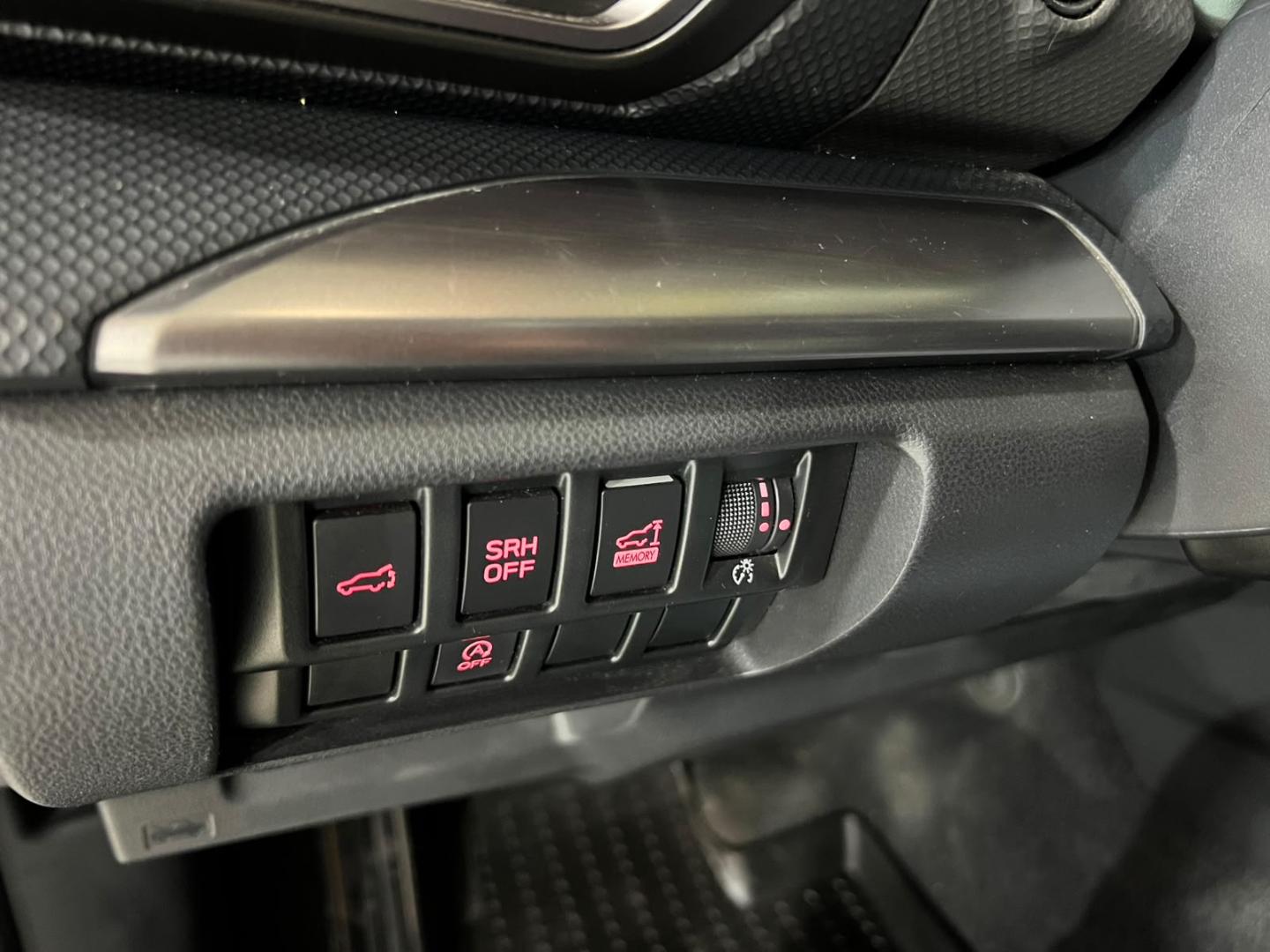 Subaru Forester — foto 21 de 25