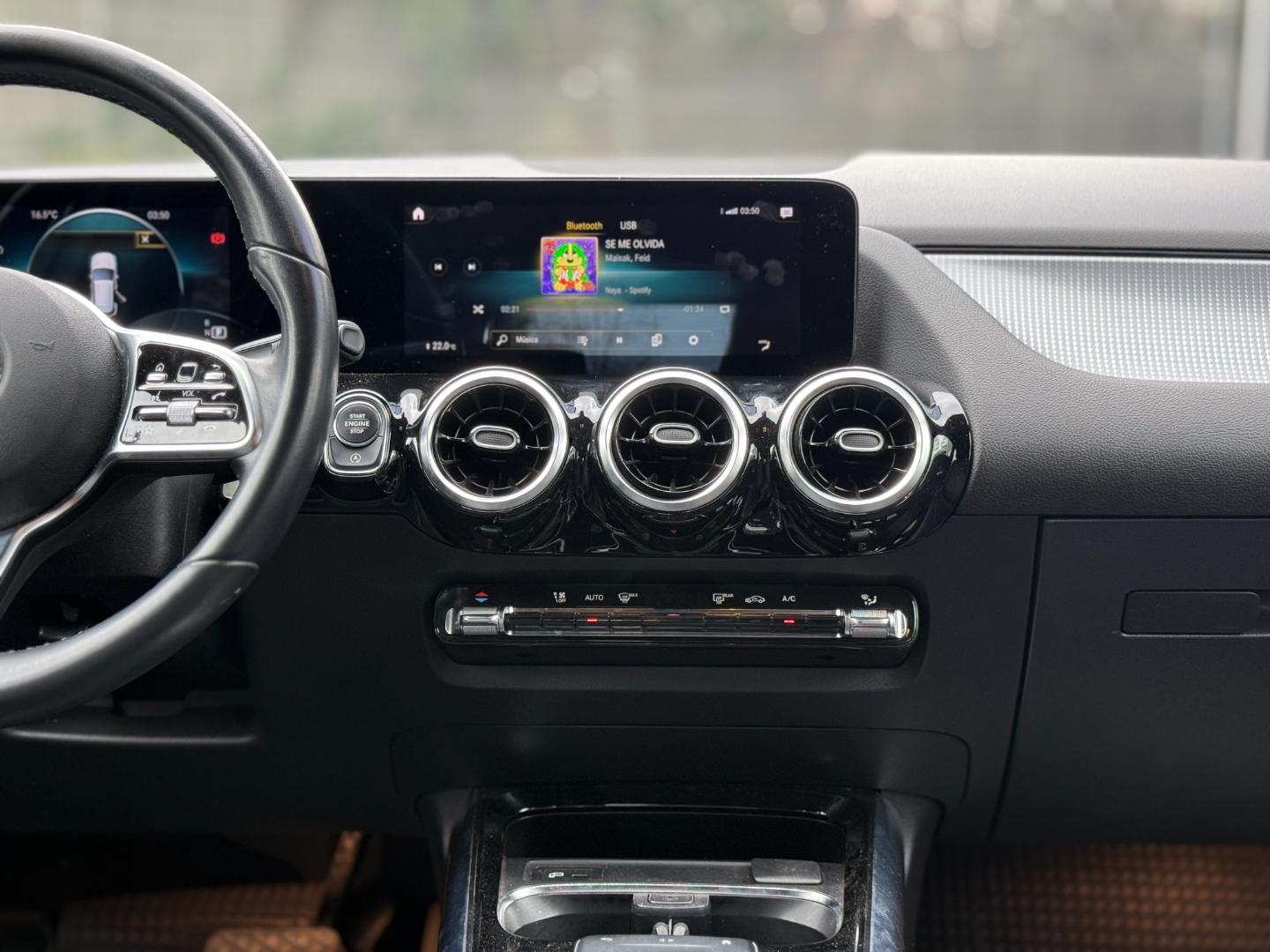Mercedes-Benz Gla200 — foto 12 de 19