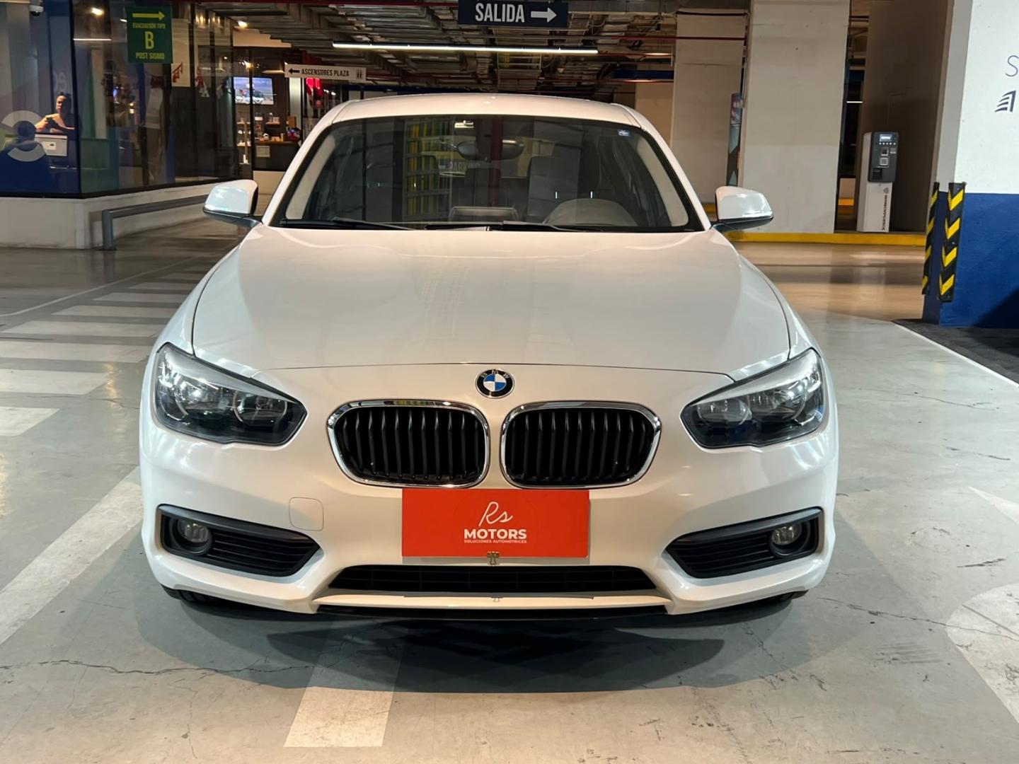 BMW 118I — foto 2 de 20