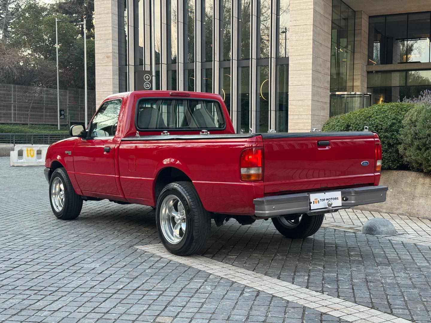 Ford Ranger — foto 6 de 14