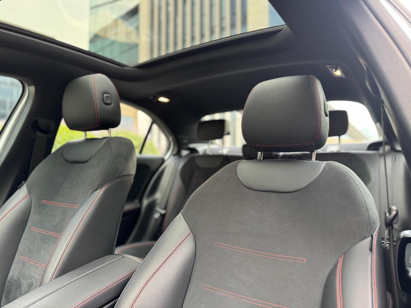 Mercedes-Benz A250 — foto 17 de 19