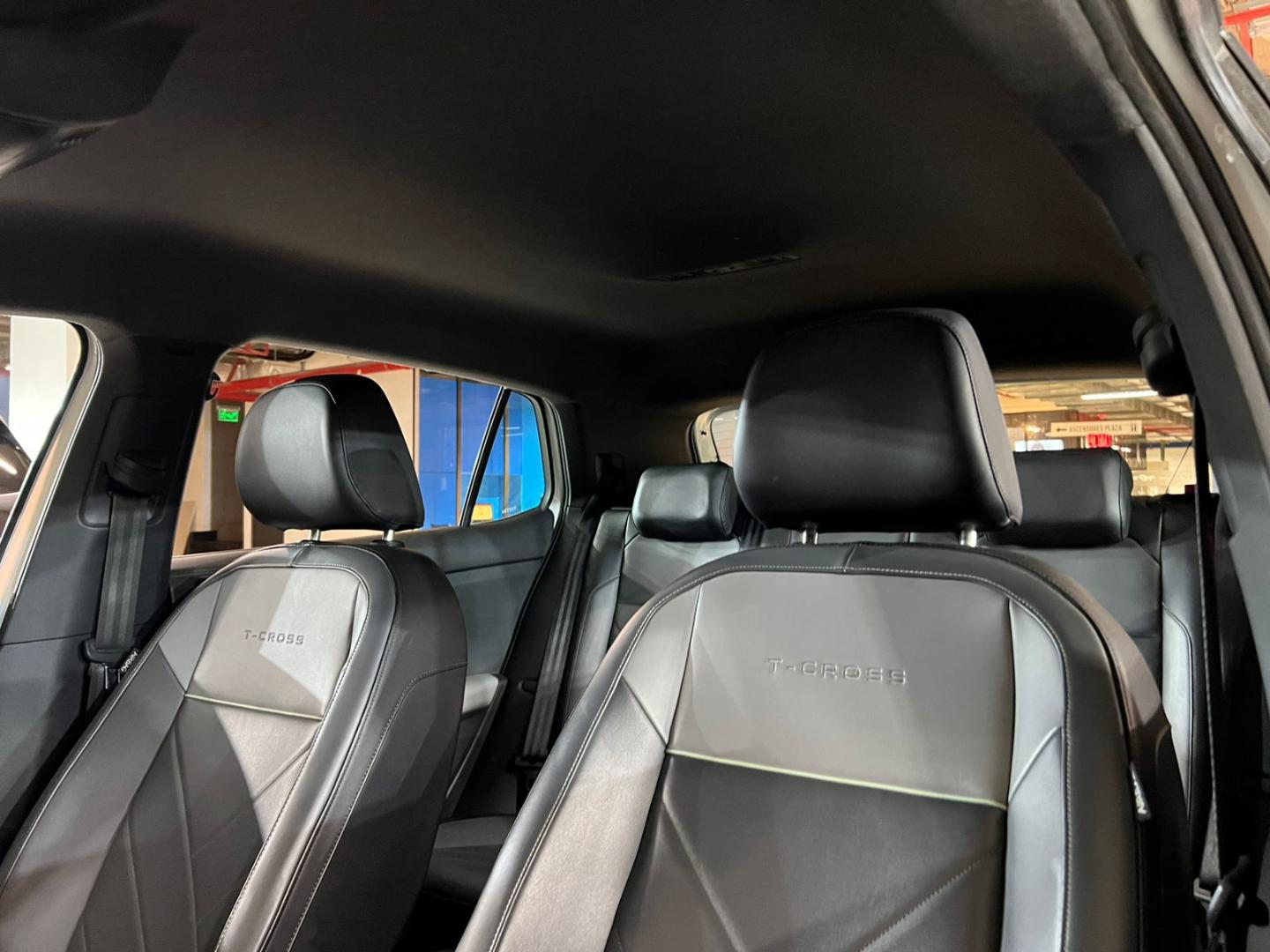 Volkswagen T-Cross — foto 21 de 23