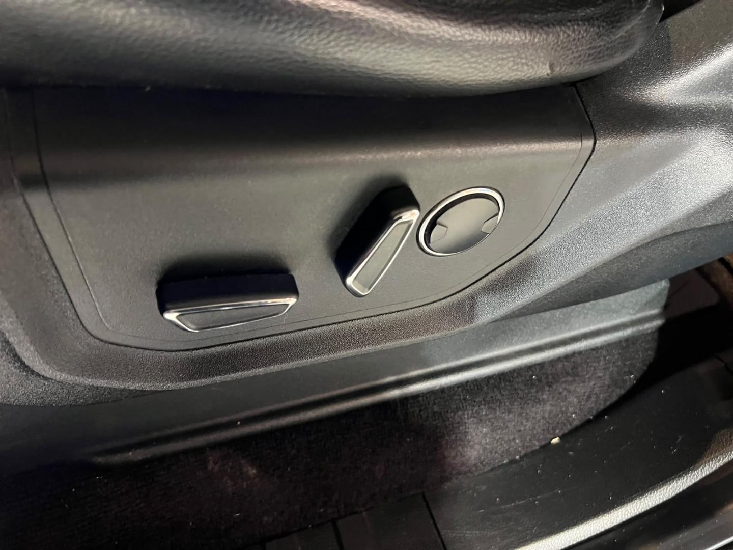 Ford F-150 — foto 23 de 23