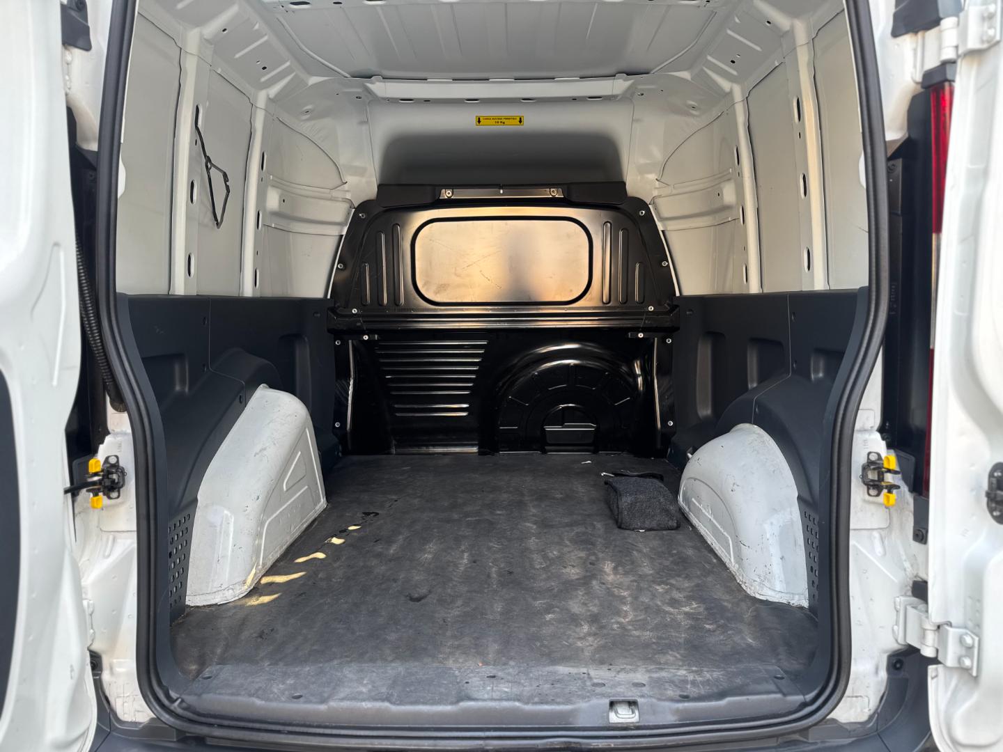 RAM Van700 Rapid — foto 14 de 14