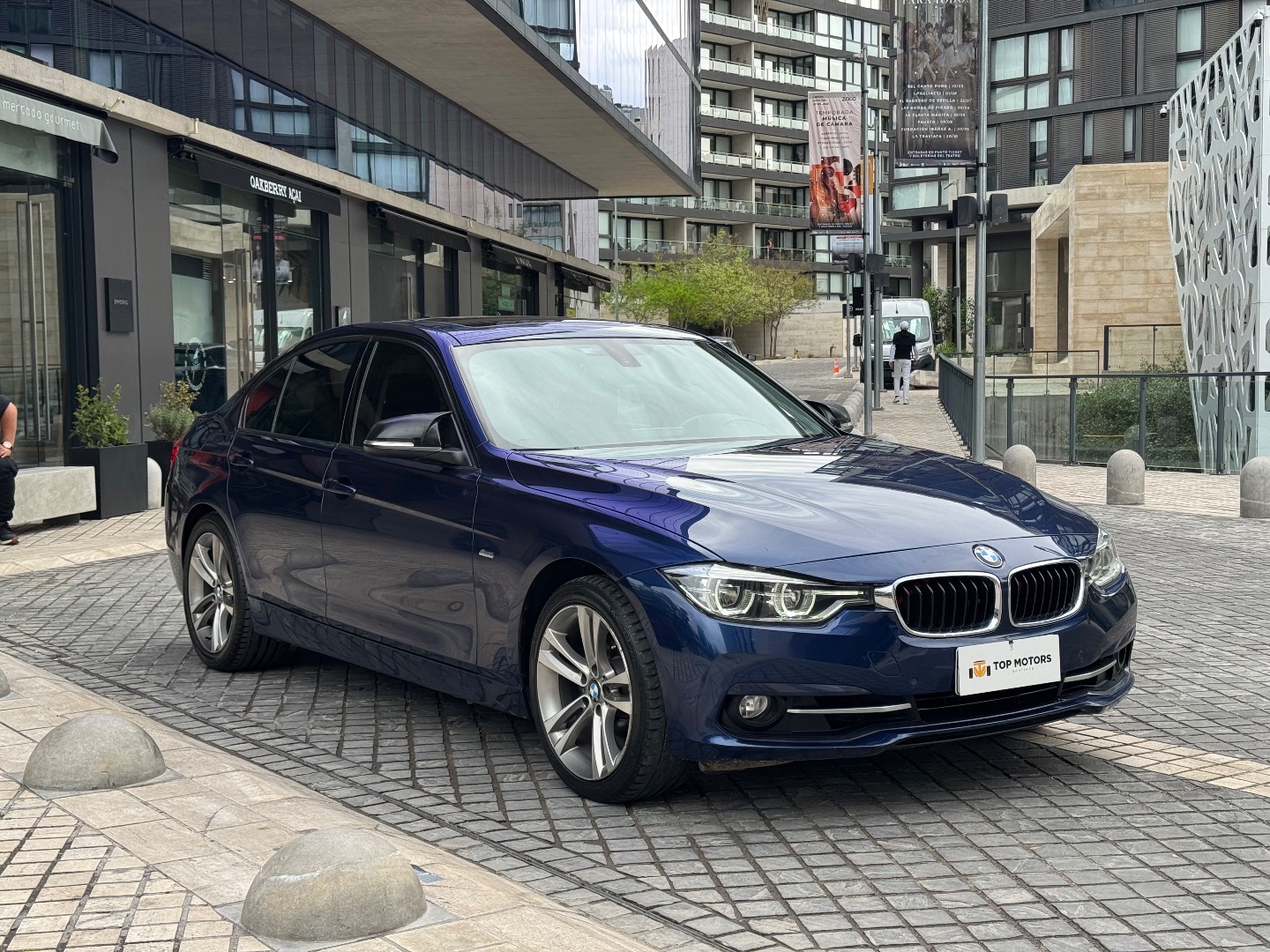 BMW 320I — foto 3 de 17