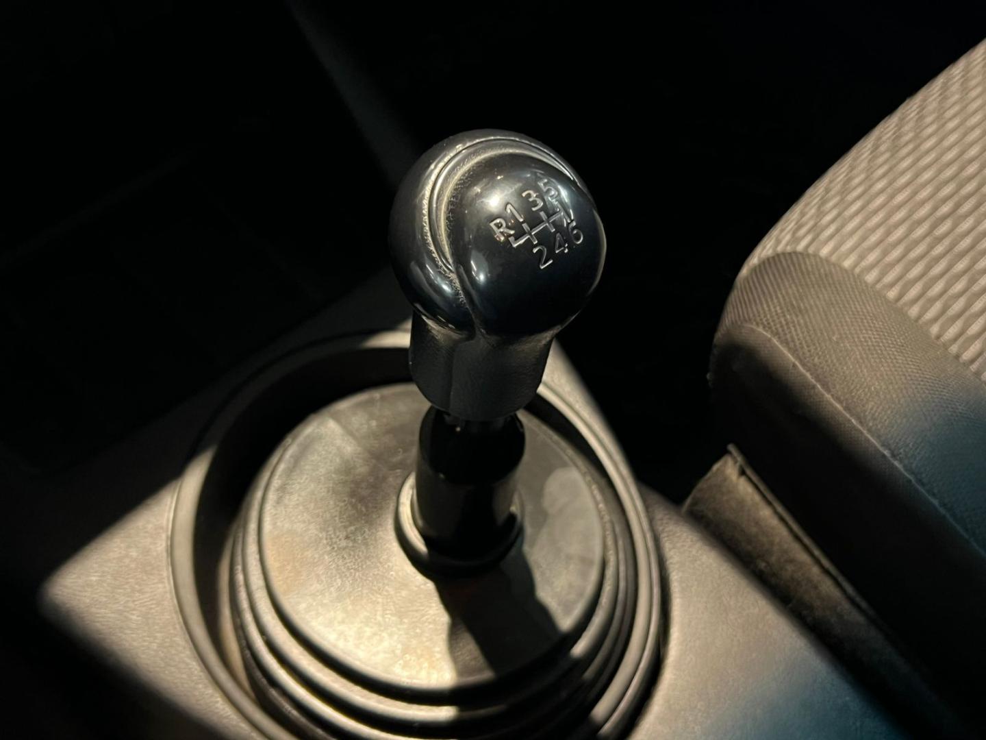 Toyota Hilux — foto 17 de 20