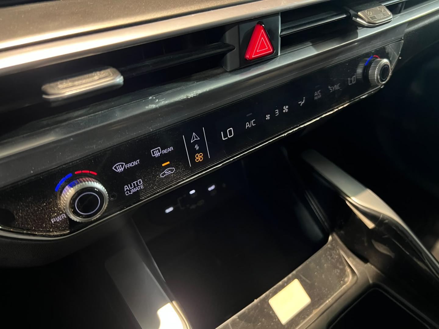 KIA Sorento — foto 16 de 22
