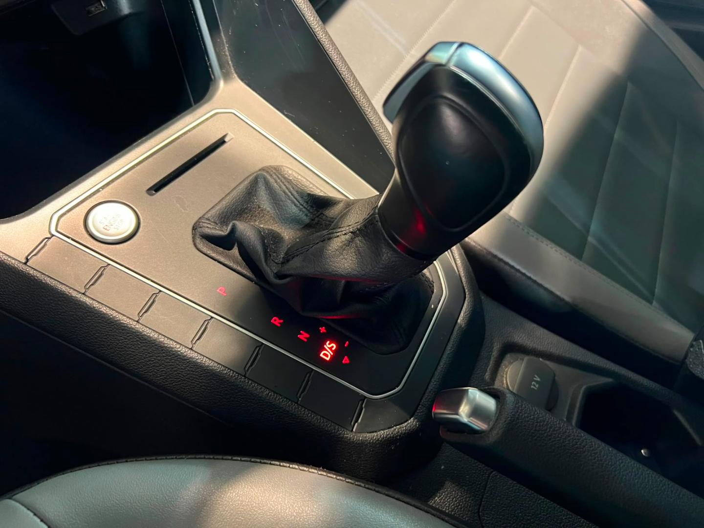 Volkswagen Nivus — foto 18 de 20