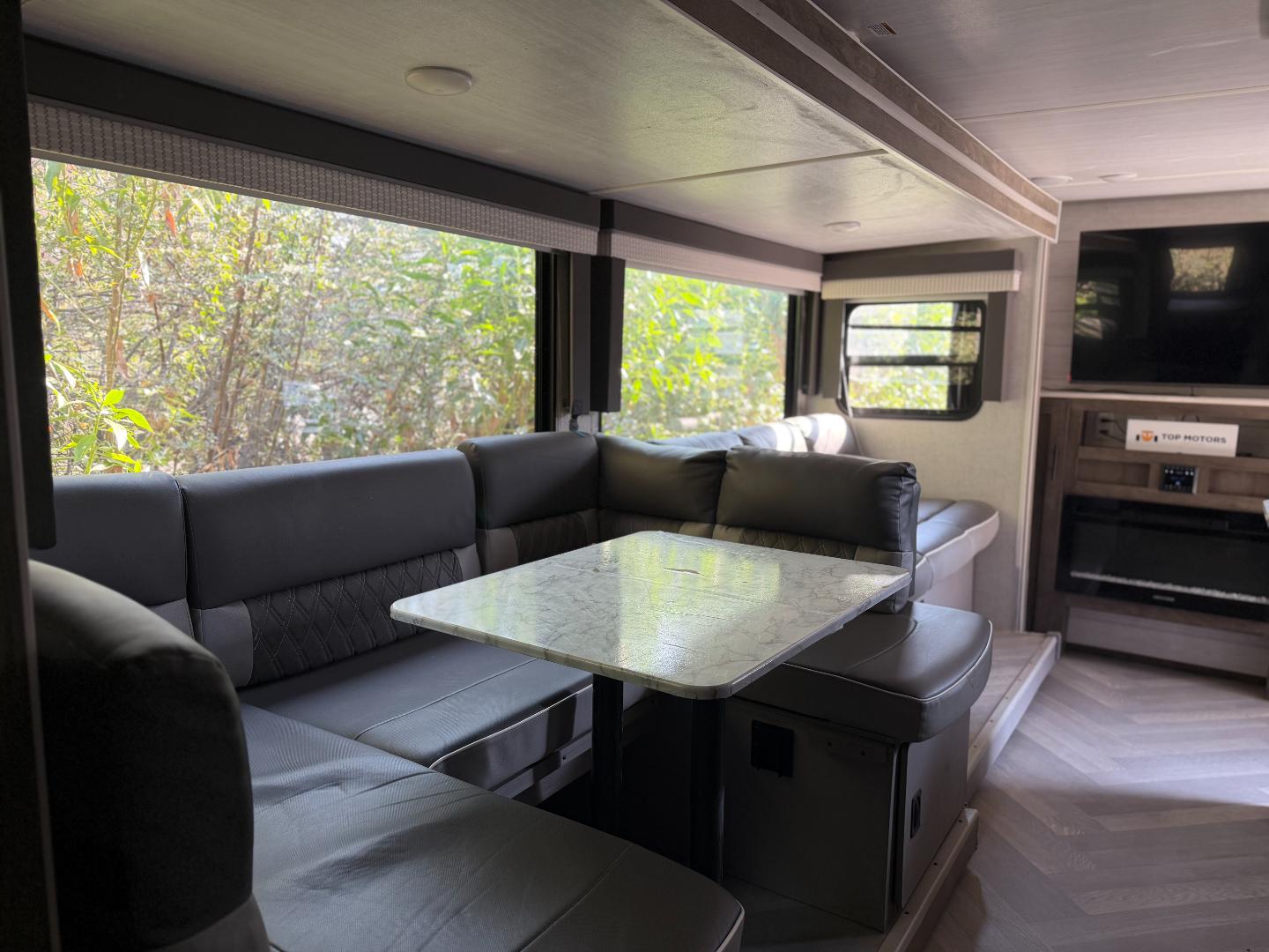 Forest River Salem Cruise Lite — foto 20 de 31
