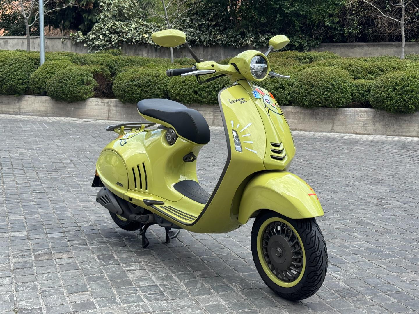 Vespa 946 — foto 4 de 14