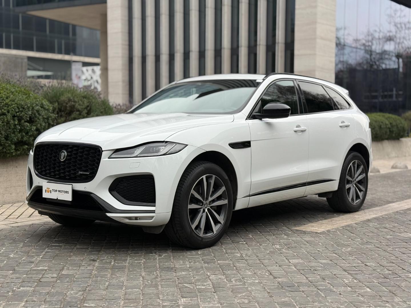 Jaguar F-Pace — foto 3 de 21
